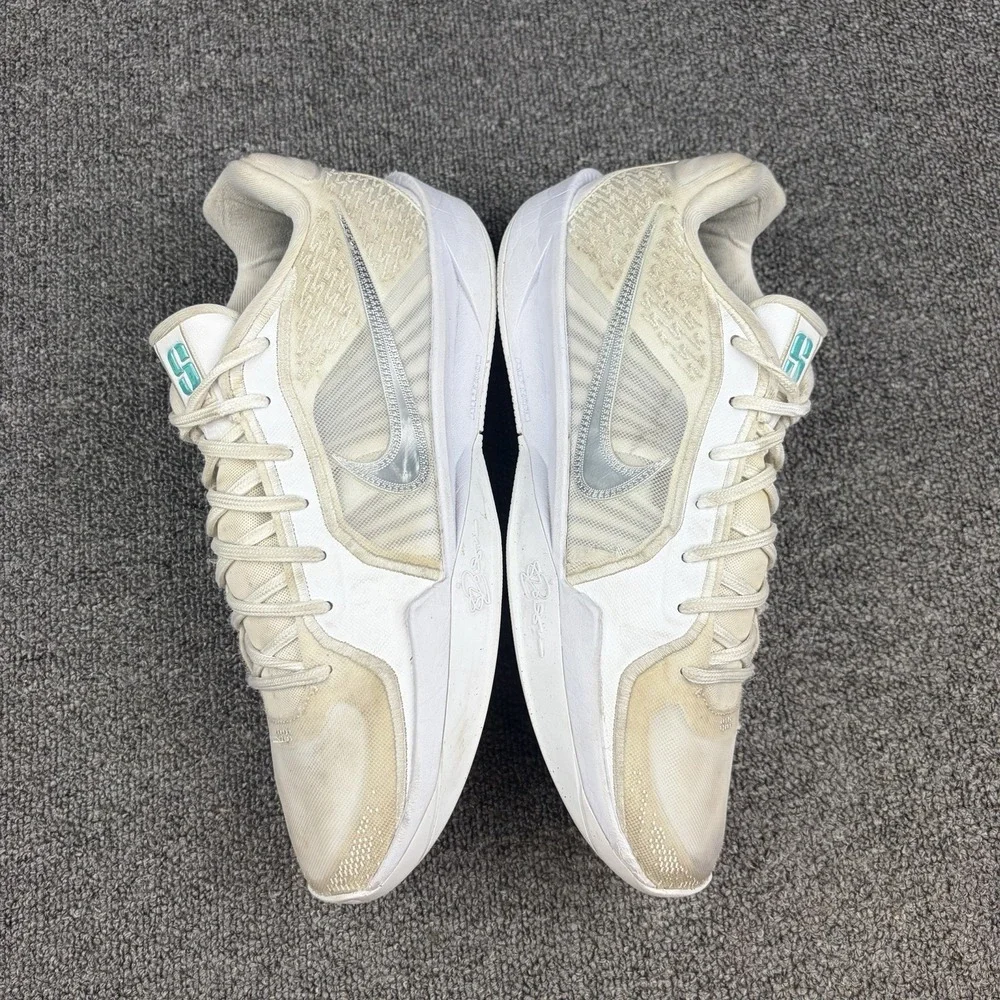 Nike Sabrina 2 White Metallic Silver White FQ2174-101 Women's Size 12 Men's 10.5